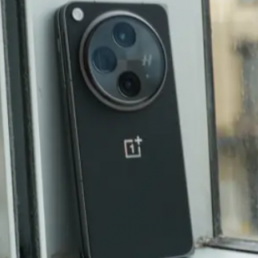 新的OnePlusOpen更新带来照片拼贴相机改进等